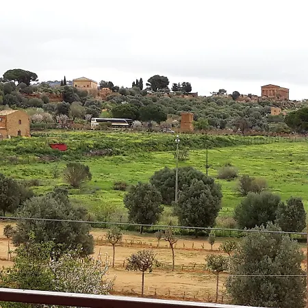 Con Vista 3* Αγκριτζέντο