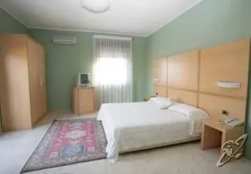Con Vista Nocleg ze śniadaniem 3*